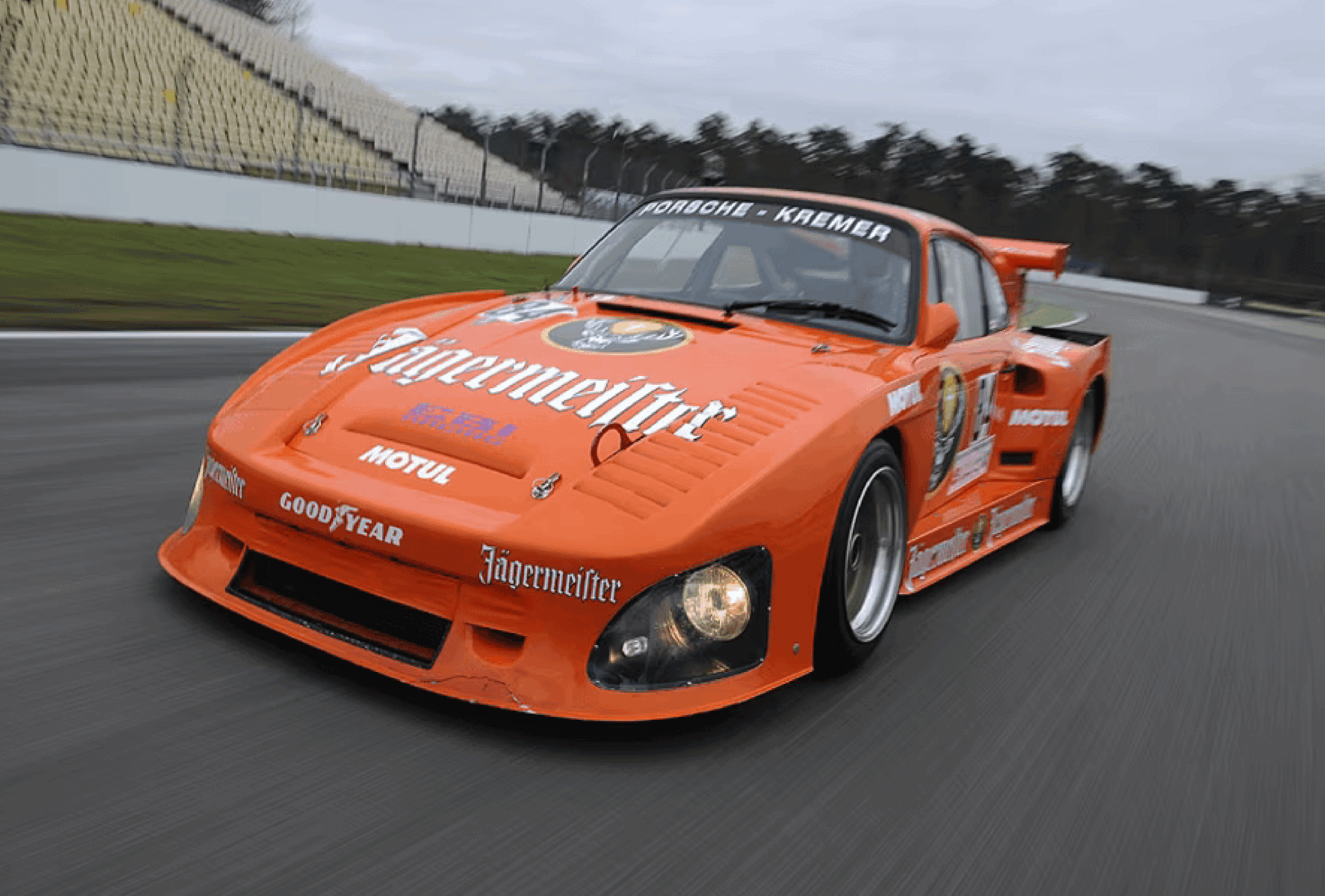 Kremer K – 935 One Piece Front